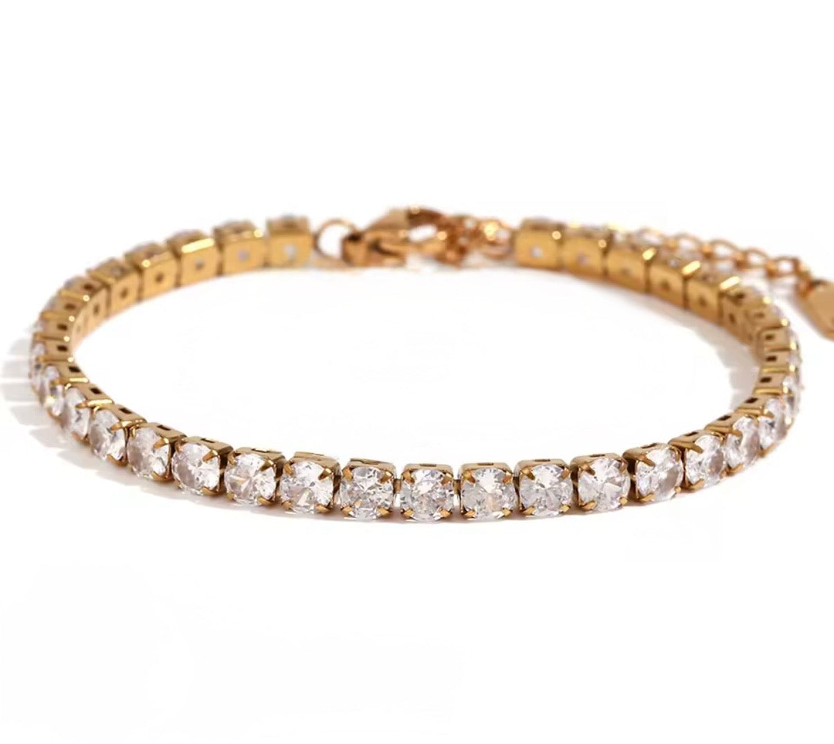 Tennis bracelet